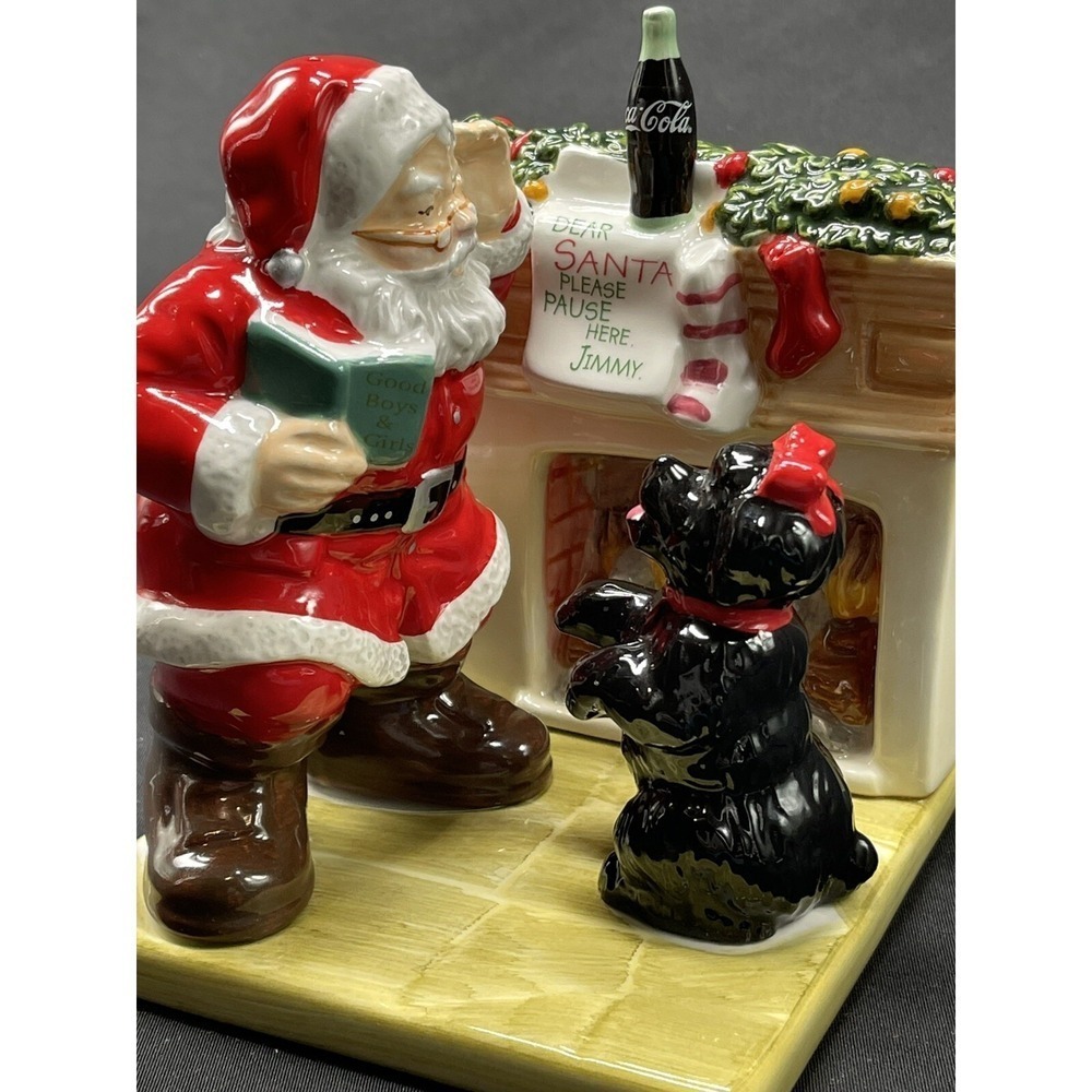 Coca Cola Salt/Pepper Shakers Santa & Dog Collectible Christmas Decor 2002